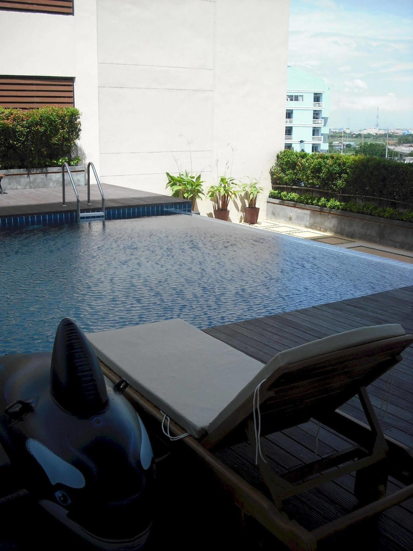 Ampo Residence Phra Nakhon Si Ayutthaya Exteriör bild
